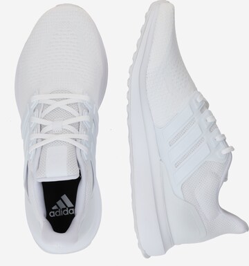 Baskets basses 'Ubounce DNA' ADIDAS SPORTSWEAR en blanc