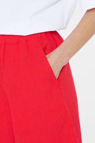 SENSES.THE LABEL Regular Pants in Red