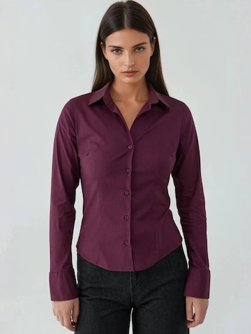 Camicia da donna di Hiccup in rosso: frontale