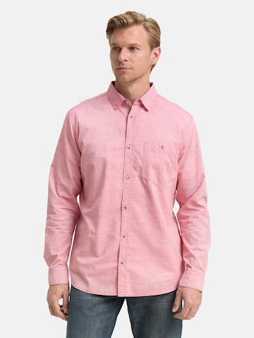 Coupe regular Chemise TOM TAILOR en rouge : devant