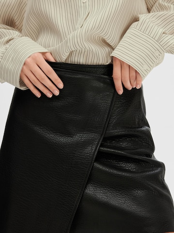 SELECTED FEMME Skirt 'Carol' in Black