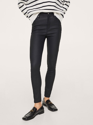 Skinny Jeans 'Anne' de la MANGO pe negru: față