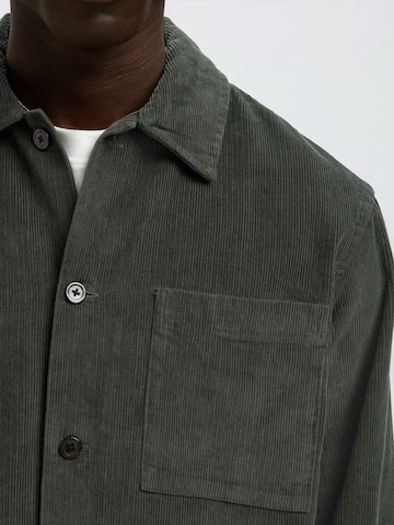 Giacca di mezza stagione 'SLHREGTATE' di SELECTED in verde