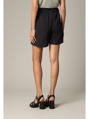 Deeluxe Regular Pants 'Shyla' in Black