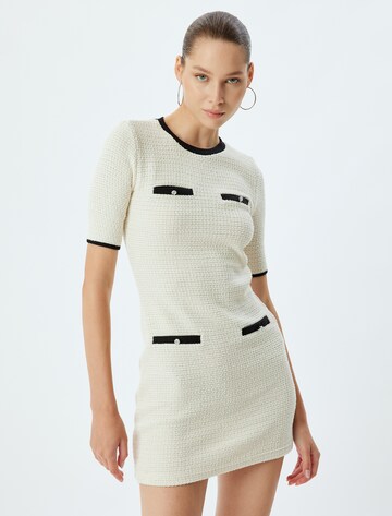 Koton Gebreide jurk in Beige: voorkant