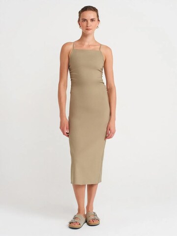 Dilvin Dress in Green: front