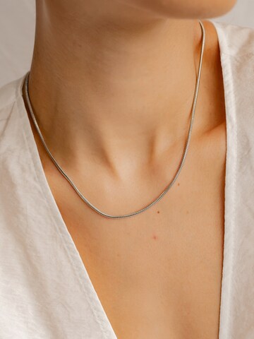 Collana 'Vexa' di Hey Happiness in argento