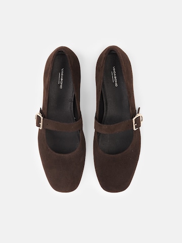 VAGABOND SHOEMAKERS Baleríny s řemínky 'Jolin' – hnědá