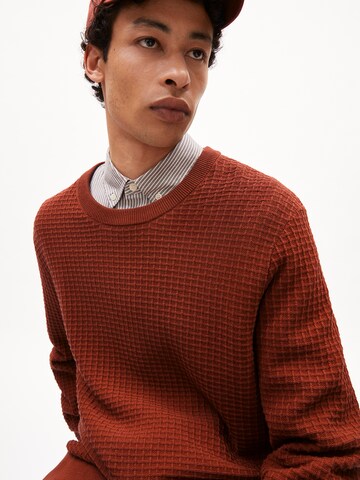 ARMEDANGELS Sweater in Red