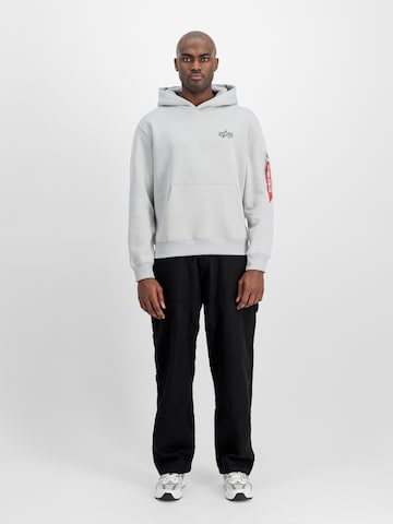 ALPHA INDUSTRIES Суичър в сиво