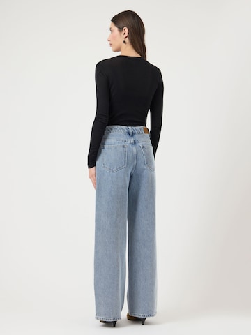 Wide leg Jeans 'ALIA ' di YAS in blu