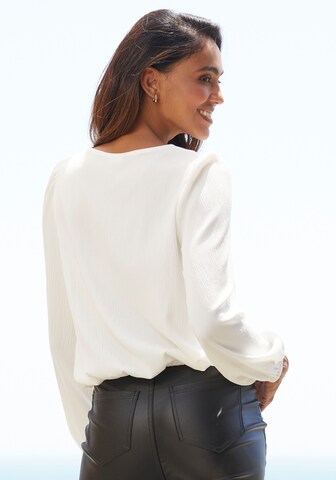 LASCANA - Blusa en blanco