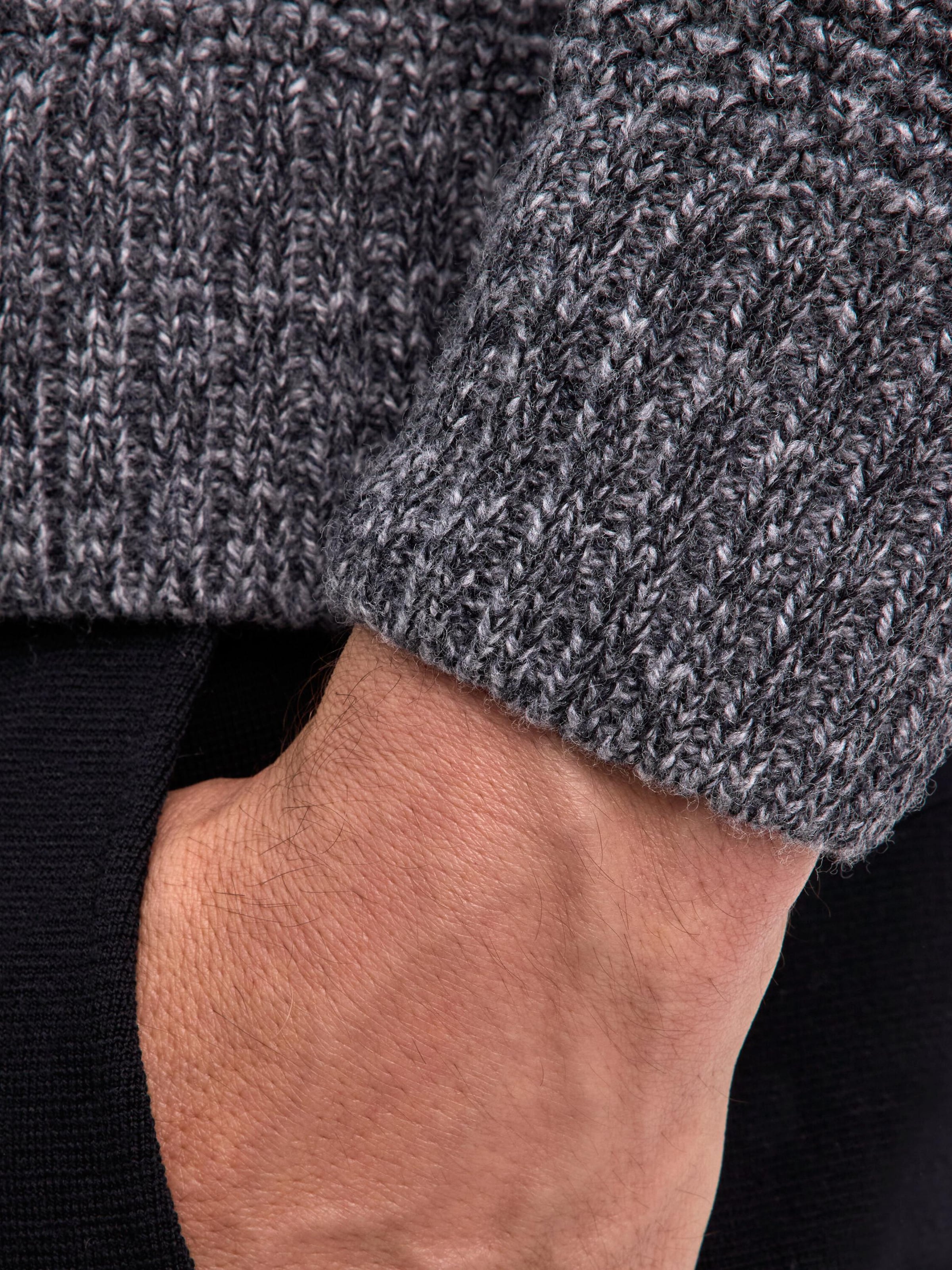 FALKE Sweater in Grey
