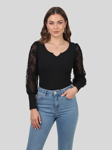 LapaPlus T-shirt 'Women Tops' i svart: framsida