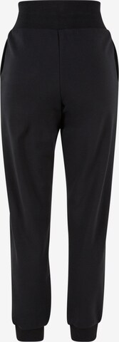 Urban Classics Tapered Broek in Zwart