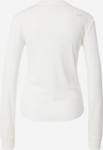 T-shirt Nike Sportswear en blanc