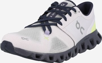 On Běžecká obuv 'CloudX3' – fialová: přední strana