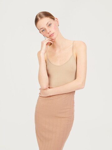 EDITED - Top 'ARAYA' en beige: frente