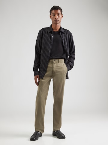 Regular Pantalon chino BOSS en vert