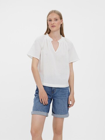 VERO MODA - Blusa 'NATALI' em branco: frente