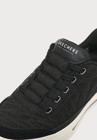 SKECHERS Nízke tenisky 'ARCH FIT ARCADE - CHARMING DA' - Čierna