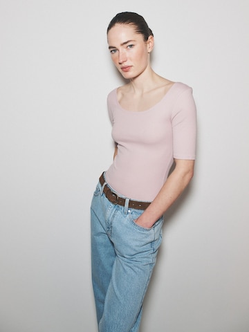 The Set Body in Beige: Vorderseite