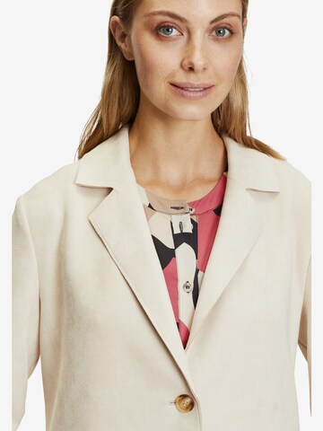 Betty & Co Blazer in Beige