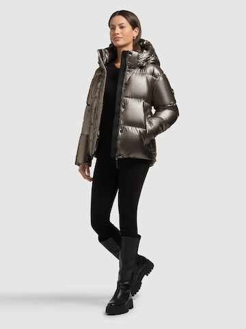 Geacă de iarnă 'Devina2' de la khujo pe maro