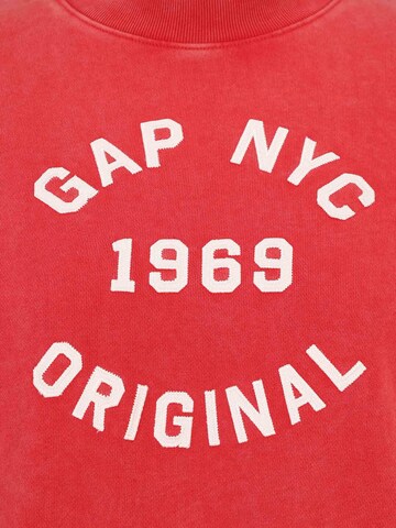 Gap Petite Sweatshirt in Red