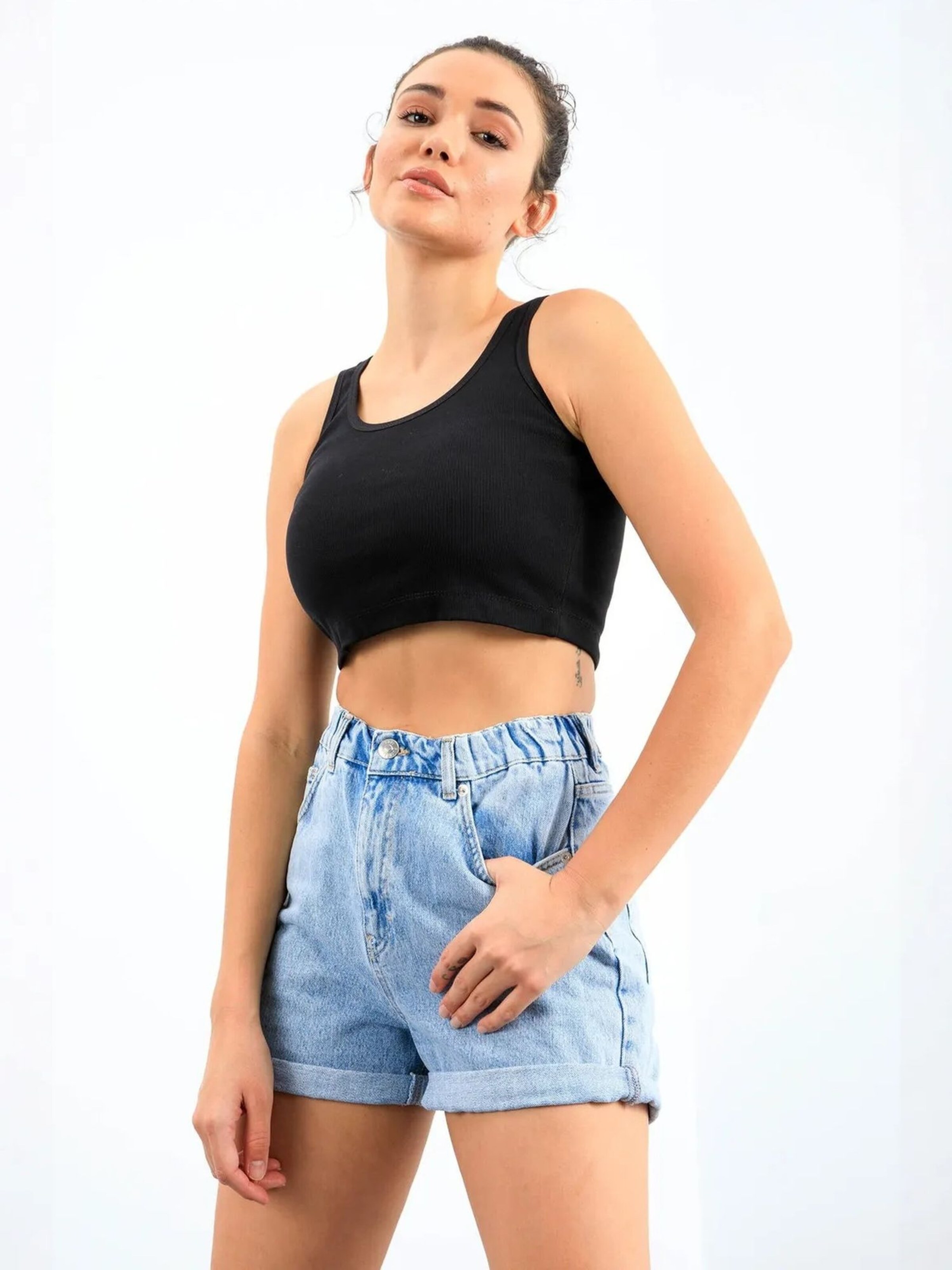 Tommy Life Top in Zwart: voorkant
