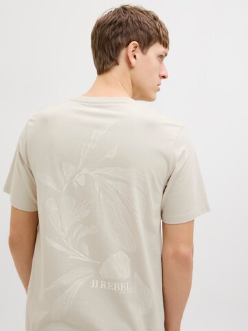 JJ Rebel - Camiseta 'JREBBERN' en beige