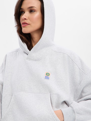 Sweat-shirt ' Baptown ' AMERICAN VINTAGE en gris