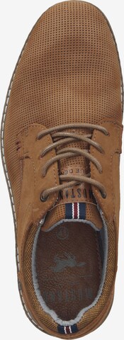 MUSTANG Sneaker in Braun