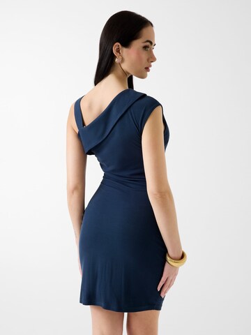 GUESS Kleid in Blau