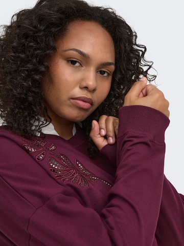 ONLY Carmakoma - Sudadera 'CARLeonora' en rojo