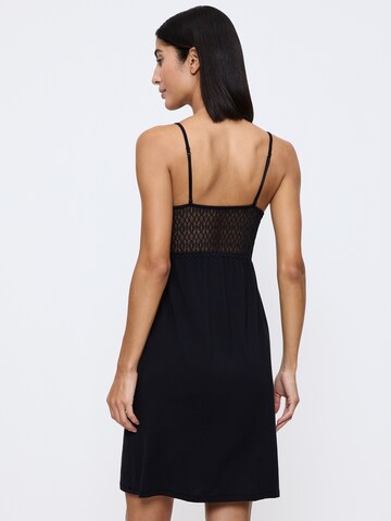 TRIUMPH Nightgown ' Aura Spotlight ' in Black