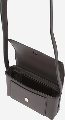 Calvin Klein Crossbody Bag in Brown