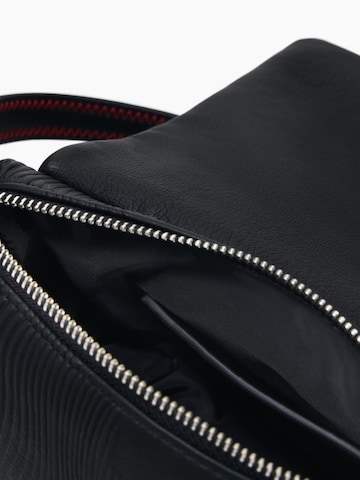 Geantă de umăr de la Desigual pe negru