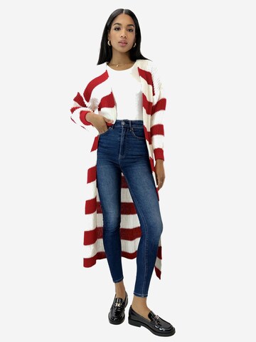 Elara Lang cardigan i rød: forside