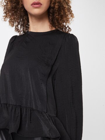 s.Oliver Blouse in Black