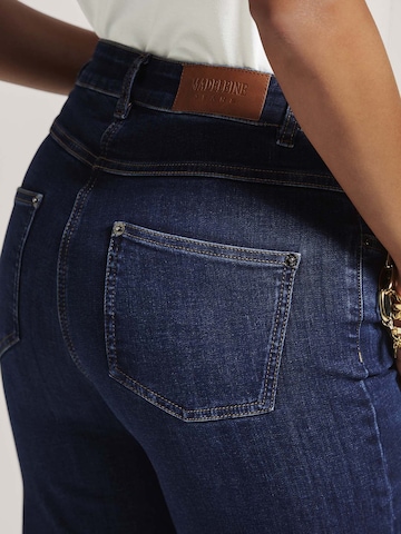 MADELEINE Slimfit Jeans in Blauw