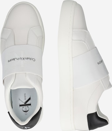 Calvin Klein Jeans - Sapatilhas slip-on em branco