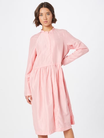 MADS NORGAARD COPENHAGEN Kleid 'Lupina' in Pink: predná strana