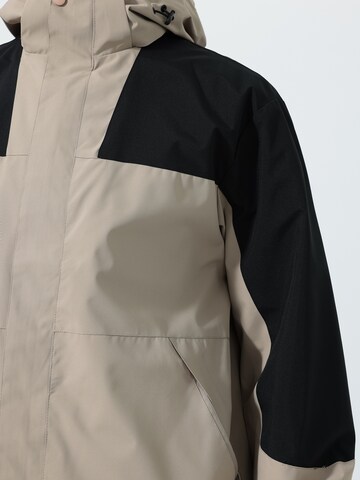 Youthup Outdoor jacket in Brown