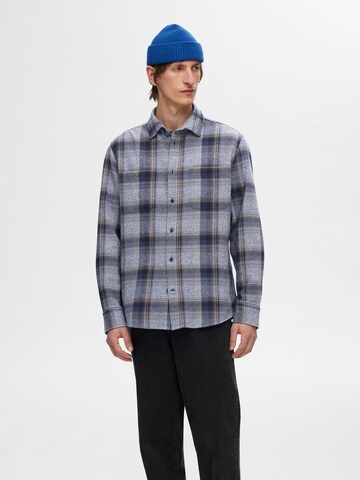 Regular fit Camicia 'SLHOwen' di SELECTED HOMME in blu: frontale