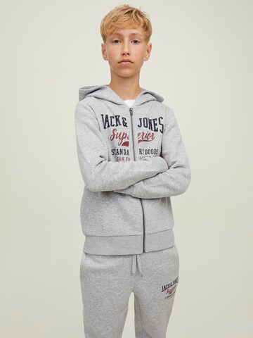 Jack & Jones Junior Кофта на молнии 'Logo' в Серый: спереди