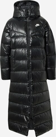 Manteau d’hiver Nike Sportswear en noir : devant