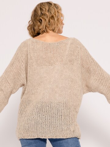 SASSYCLASSY Oversized trui in Beige