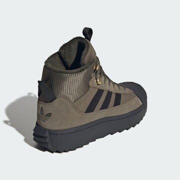 ADIDAS ORIGINALS - Botas 'Superstar' en verde