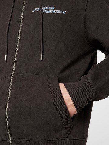 Filling Pieces Zip-Up Hoodie in Black